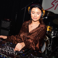 DJ Julya